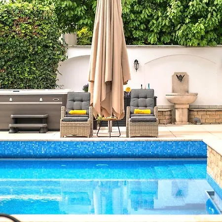 Fuege Luxury & Wellness Guest house 4*