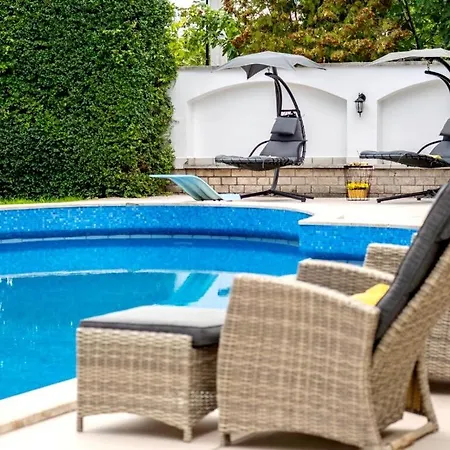 Guest house Fuege Luxury & Wellness Balatonfured